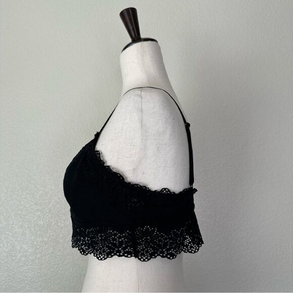 Aerie Laser Cut Lace Wireless Adjustable Strap Black Brallette - Picture 2 of 12